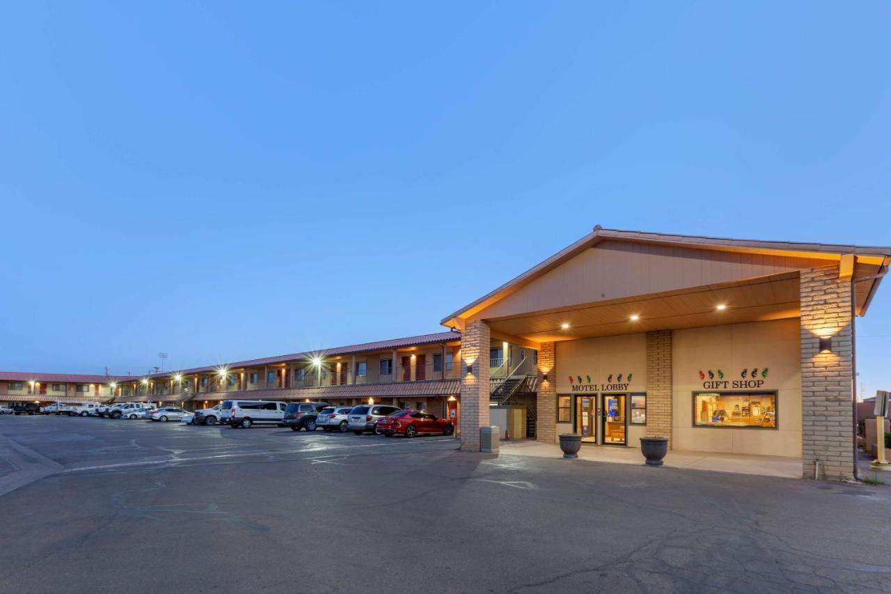 Best Western Canyon De Chelly Inn Chinle Exterior foto